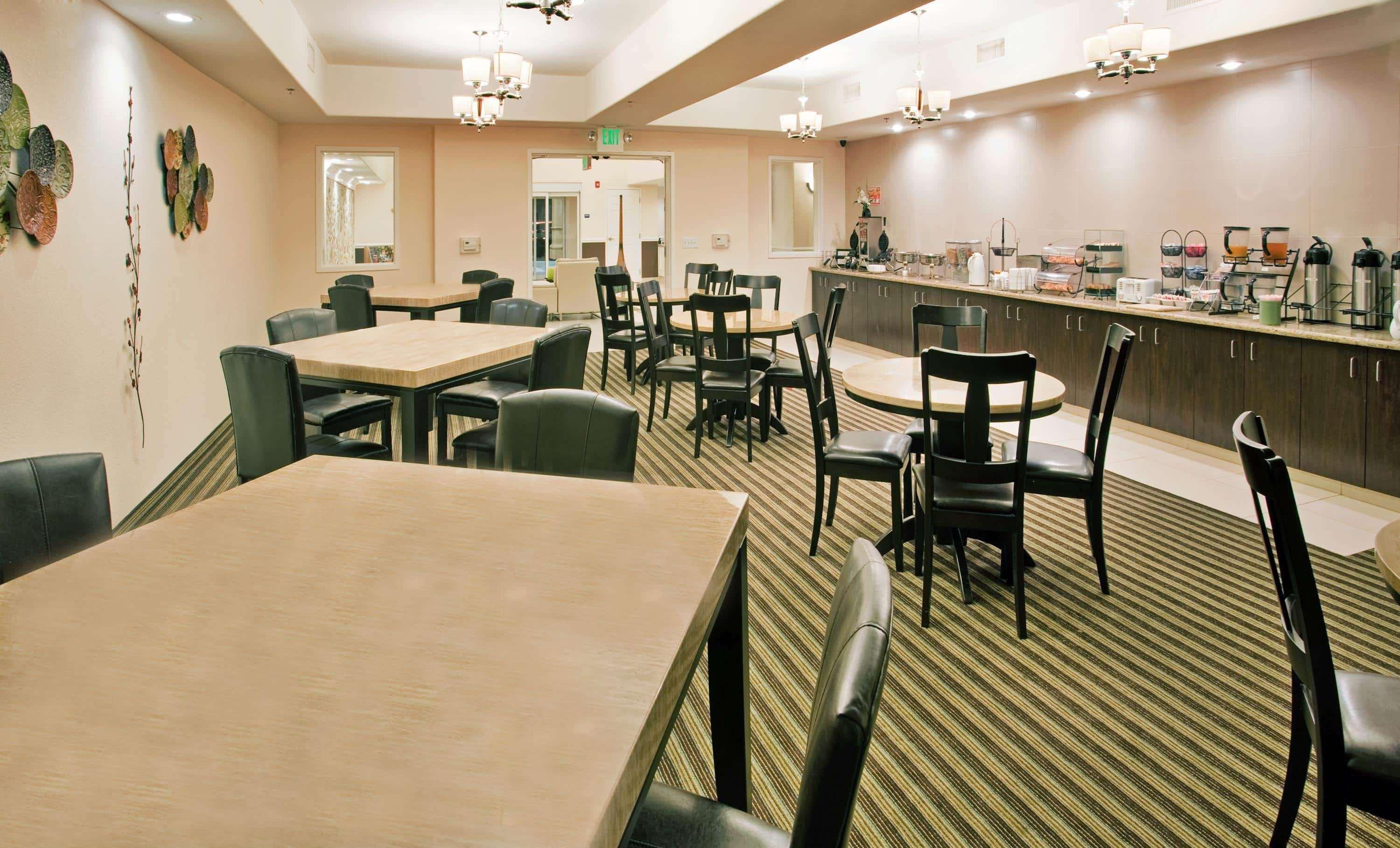 La Quinta By Wyndham Fowler Hotel Luaran gambar