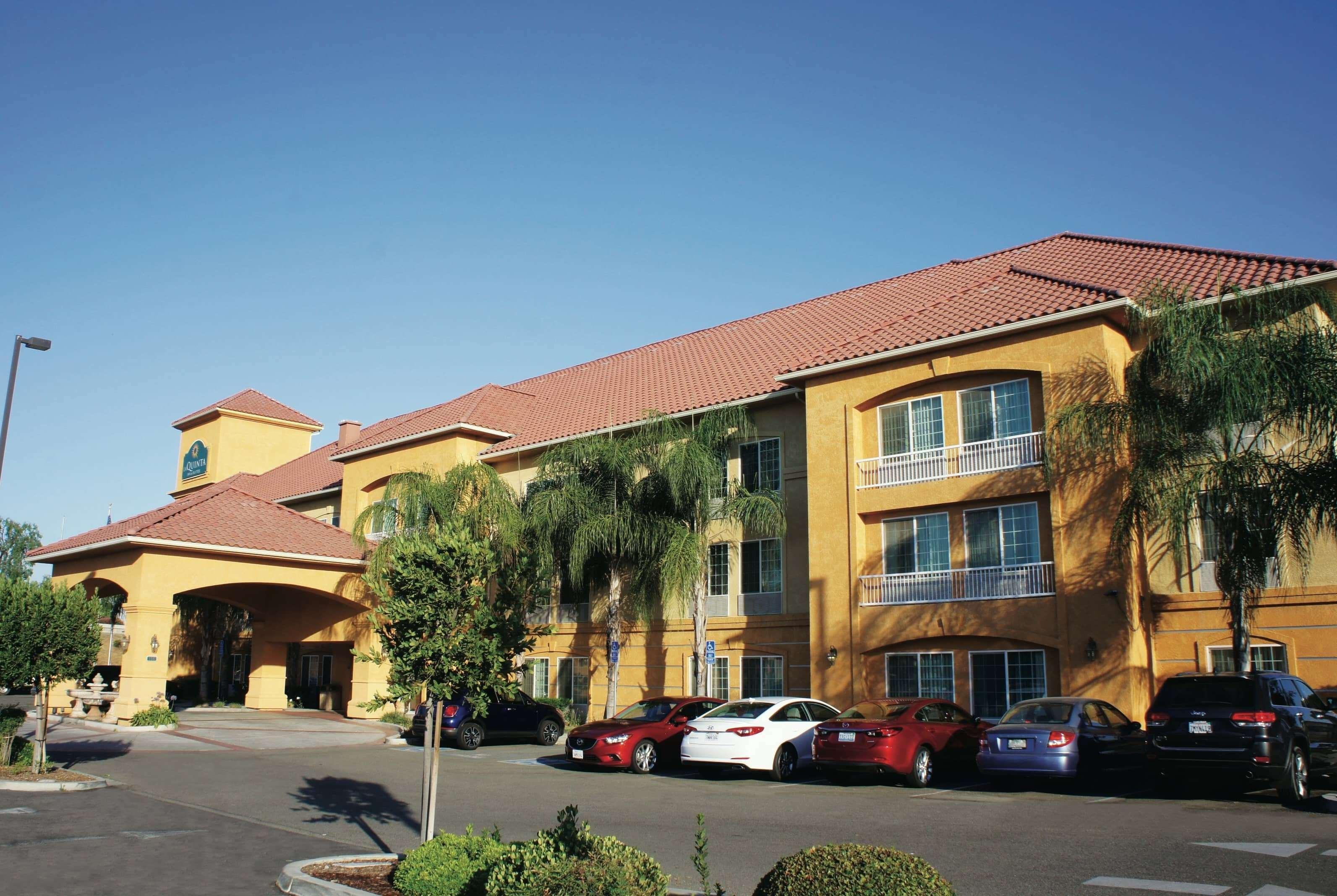 La Quinta By Wyndham Fowler Hotel Luaran gambar